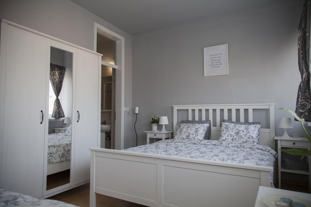 Master Apartman Sisak Ngoại thất bức ảnh
